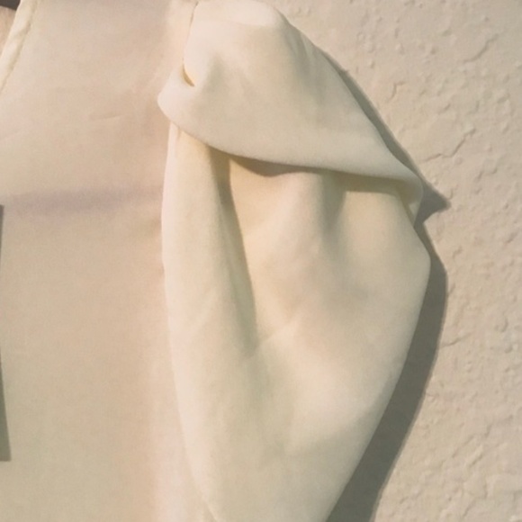 Papermoon Stitch Fix Bastille Tulip White Top NWT - Picture 3 of 3